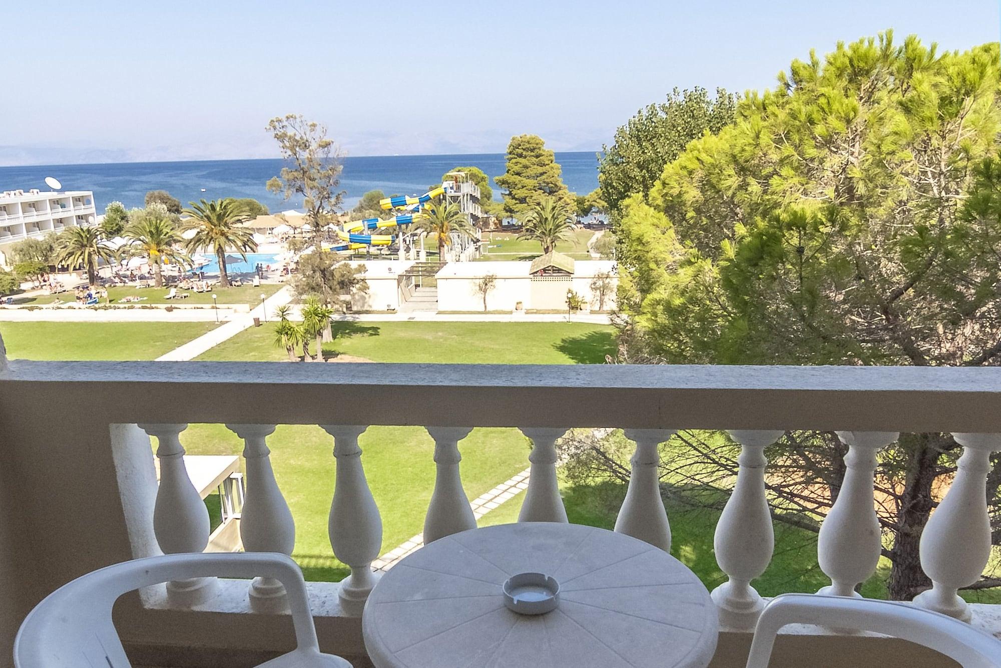 Messonghi Beach Holiday Resort Moraitika Exterior photo