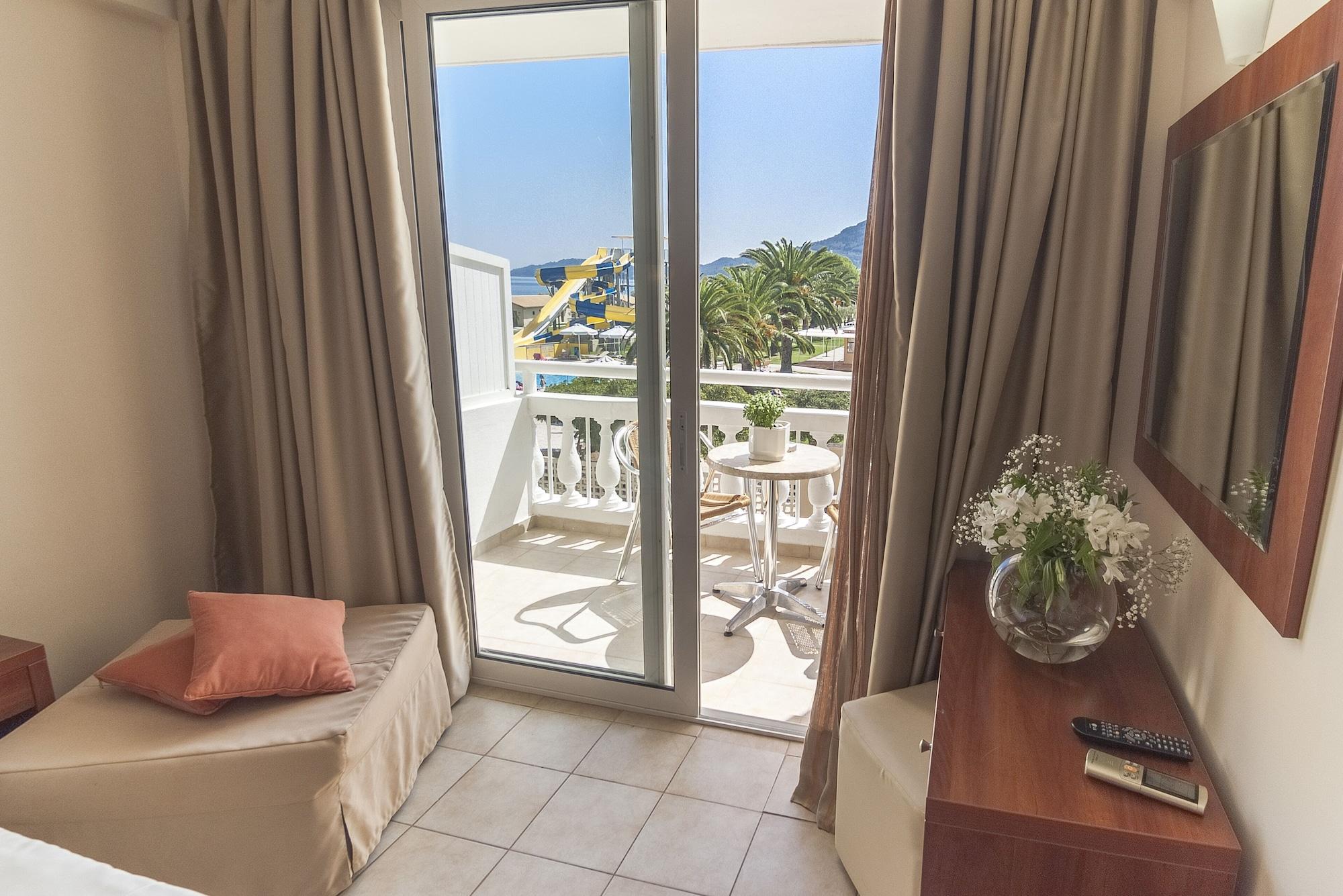 Messonghi Beach Holiday Resort Moraitika Exterior photo