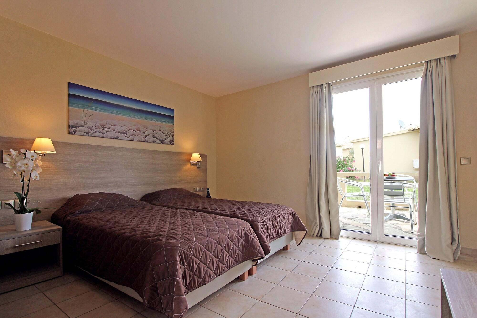Messonghi Beach Holiday Resort Moraitika Exterior photo