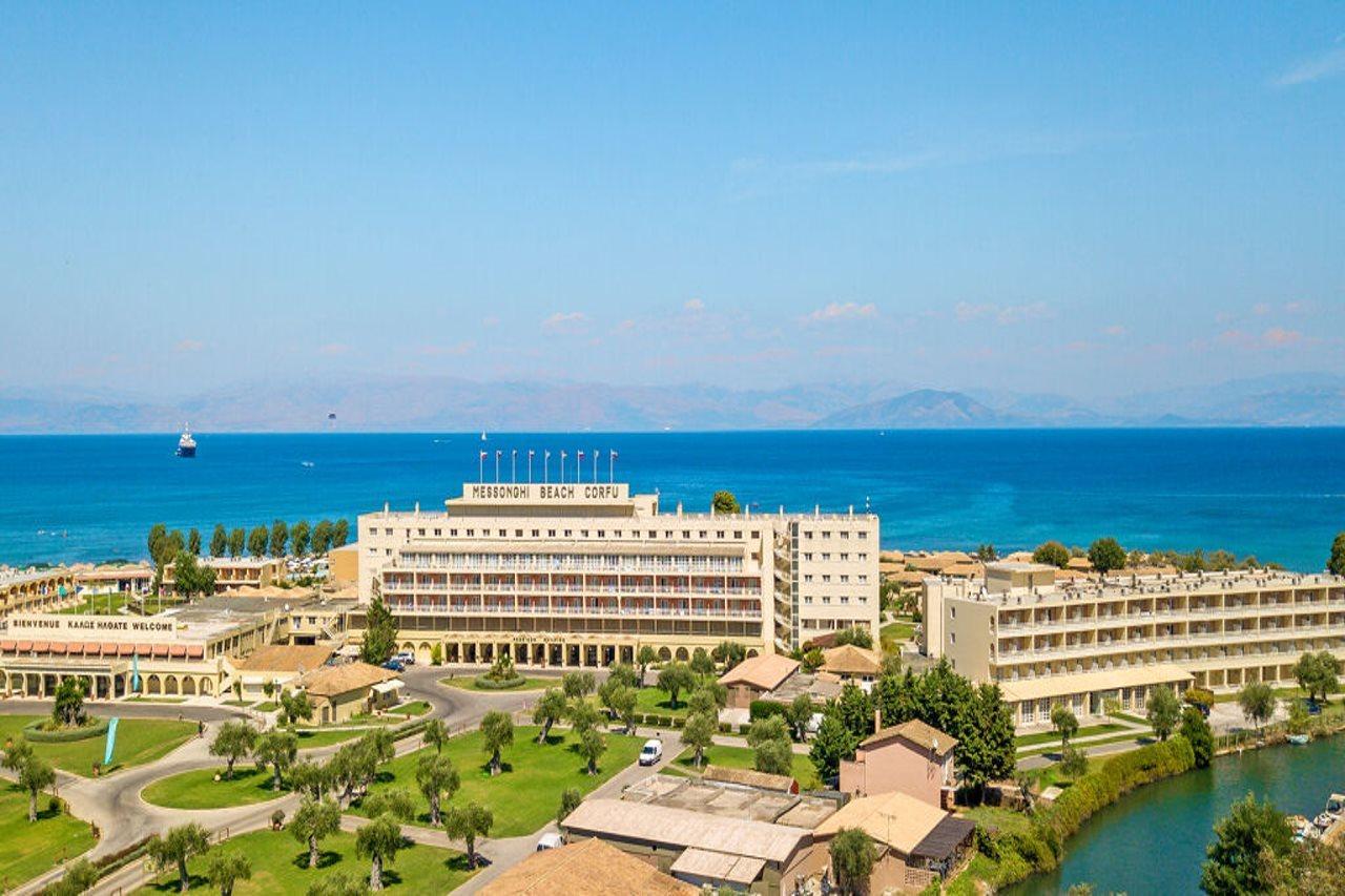 Messonghi Beach Holiday Resort Moraitika Exterior photo