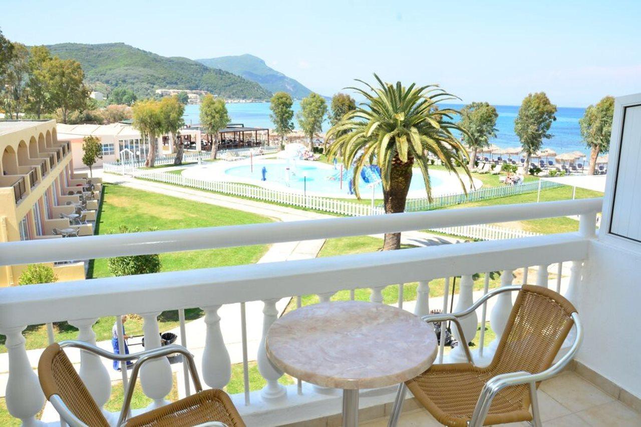 Messonghi Beach Holiday Resort Moraitika Exterior photo