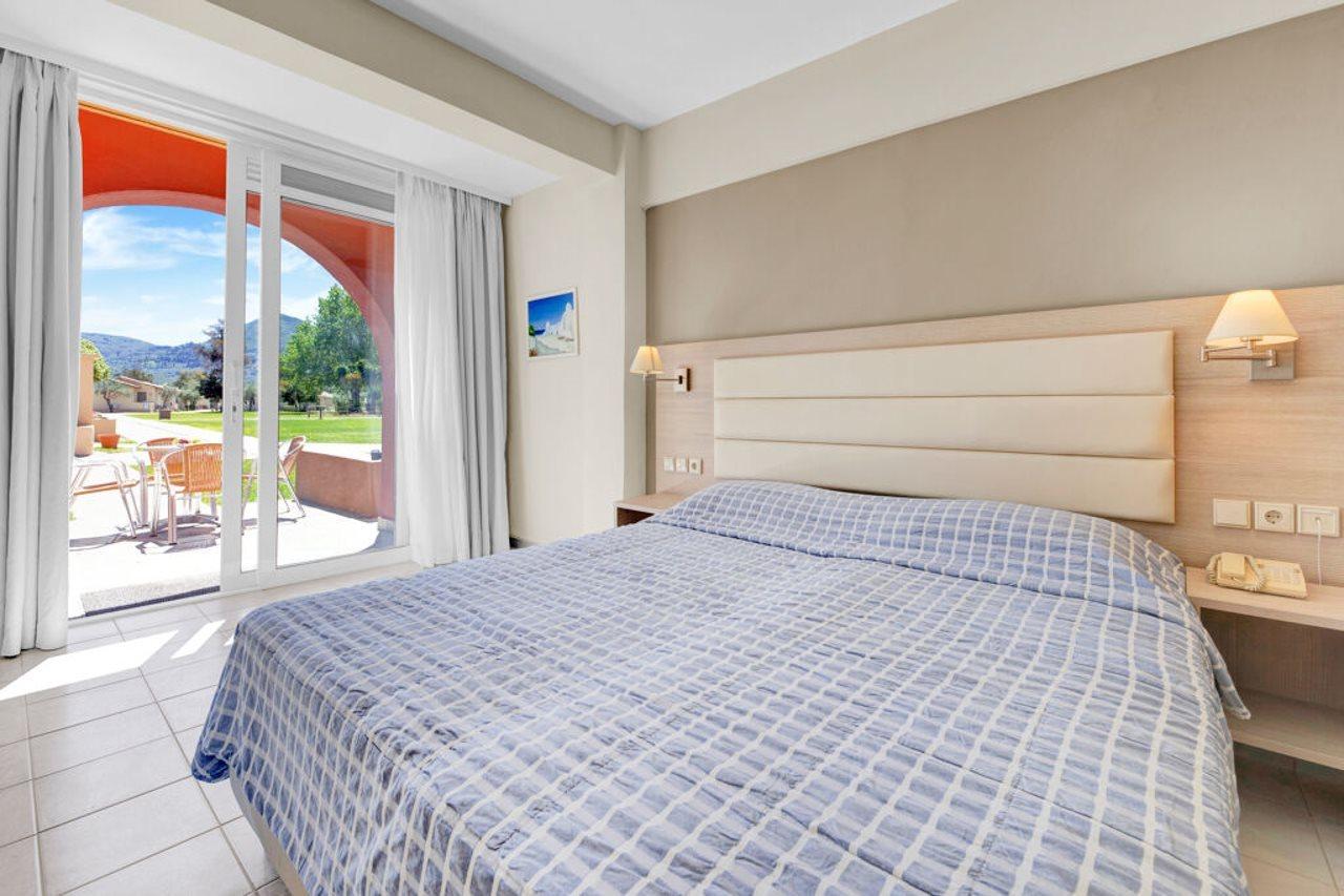 Messonghi Beach Holiday Resort Moraitika Exterior photo