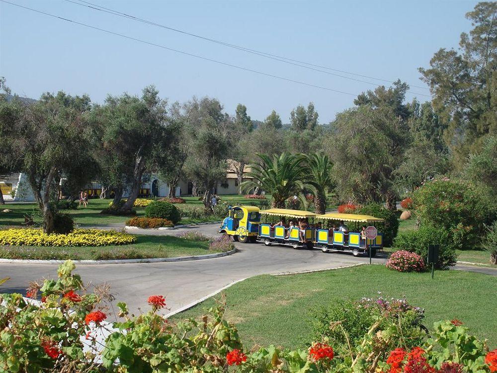 Messonghi Beach Holiday Resort Moraitika Exterior photo