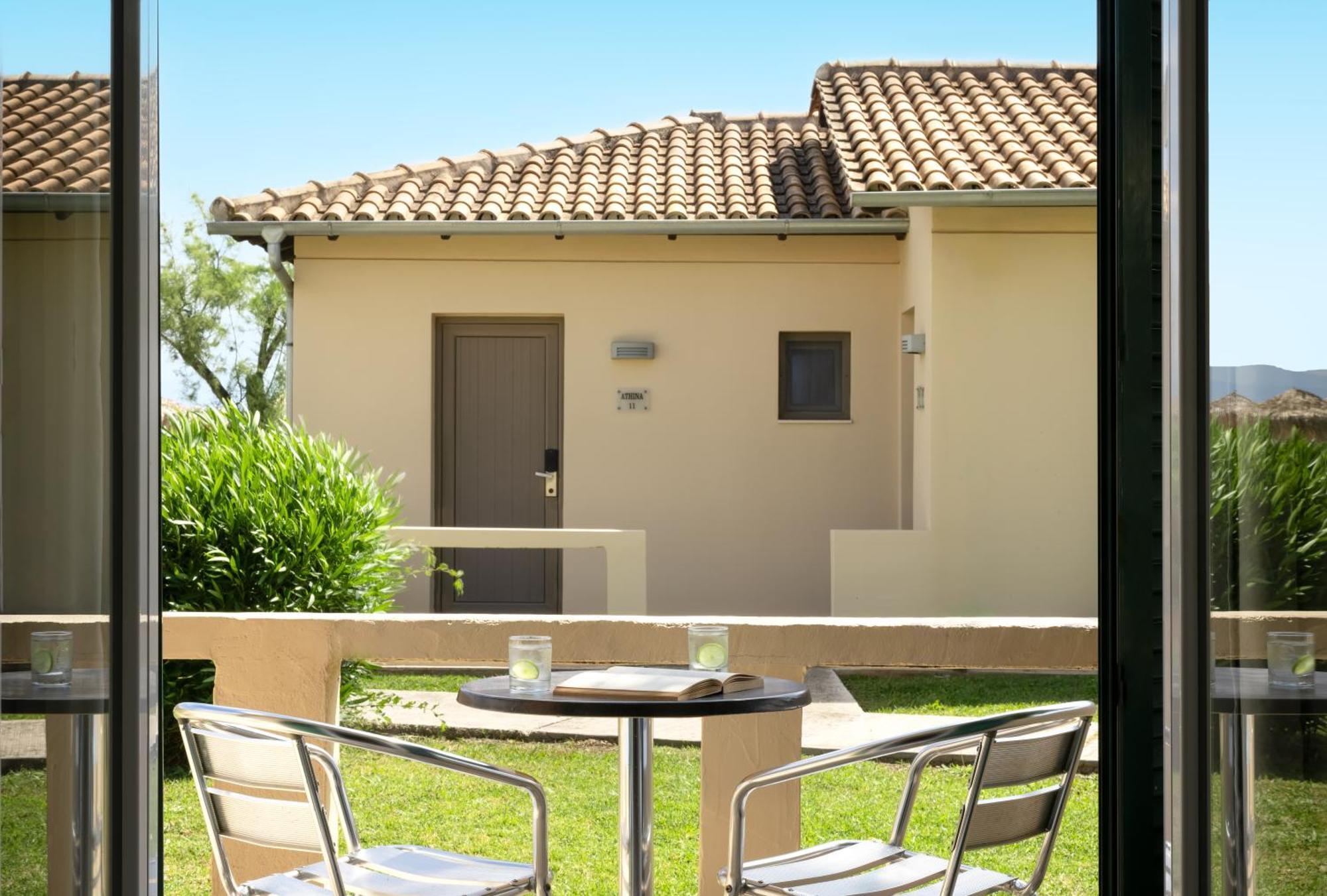 Messonghi Beach Holiday Resort Moraitika Exterior photo