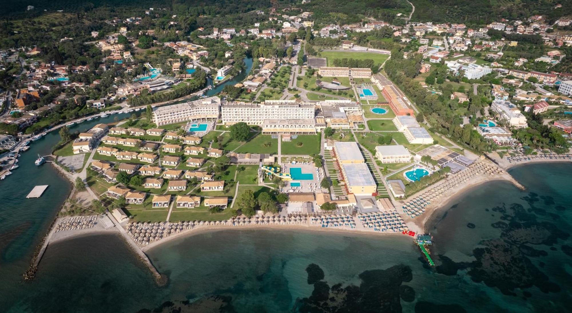 Messonghi Beach Holiday Resort Moraitika Exterior photo
