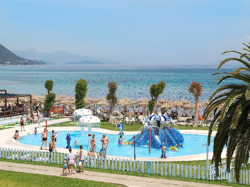 Messonghi Beach Holiday Resort Moraitika Exterior photo