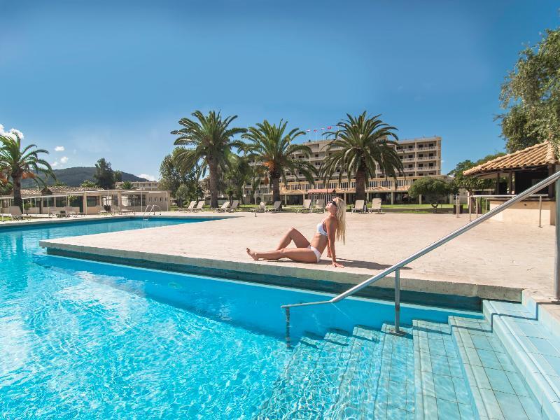 Messonghi Beach Holiday Resort Moraitika Exterior photo
